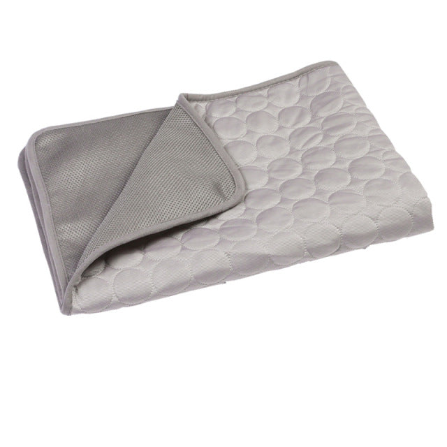 Bedding and Crates - Pet Breathable Sofa Blanket