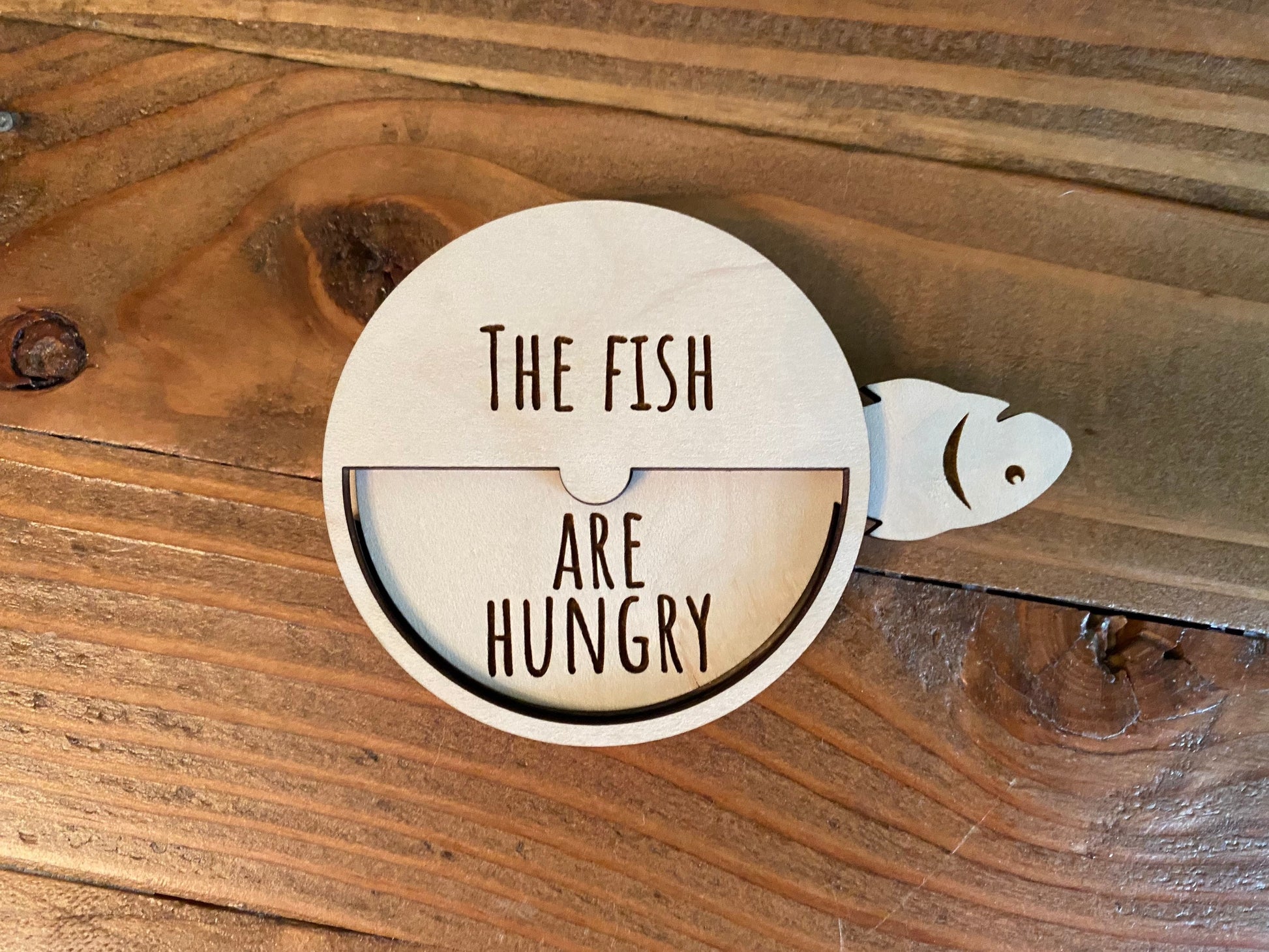 Feeding Accessories - Fish Feeding Tracker - Tank Accessory - Gift for Fish Lovers - Pet Reminder Supplies - Wood Toggle Chart